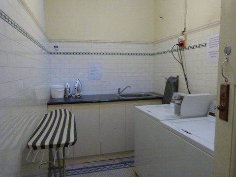 Ambassadors Hotel - Sydneys Hotel 26