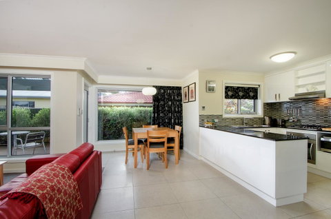 City One Apartment - Sydneys Hotel 1