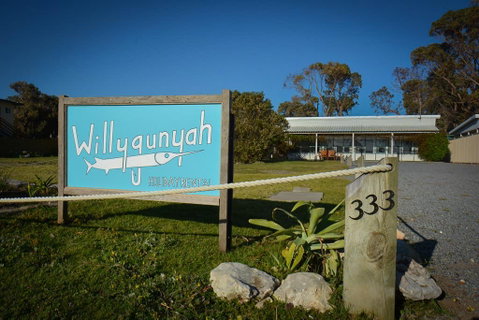 Willygunyah - Sydneys Hotel 0