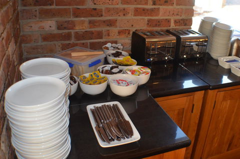 Deer Park Motor Inn Armidale - Sydneys Hotel 15