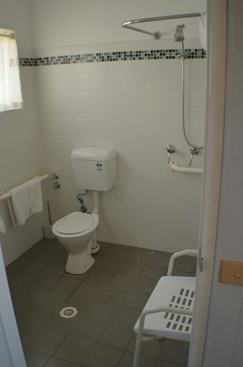 Deer Park Motor Inn Armidale - Sydneys Hotel 36