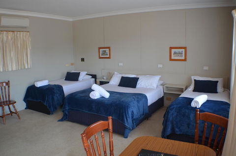 Deer Park Motor Inn Armidale - Sydneys Hotel 6