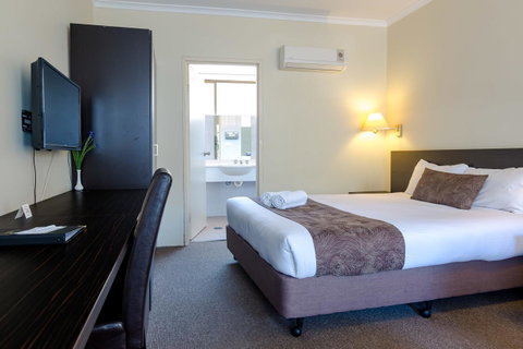 Abcot Inn - Sydneys Hotel 10
