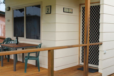 Millicent Hillview Caravan Park - Sydneys Hotel 28
