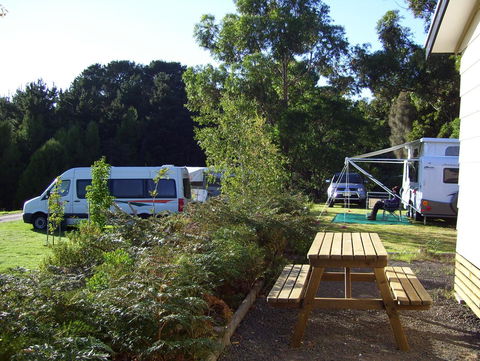 Millicent Hillview Caravan Park - Sydneys Hotel 40