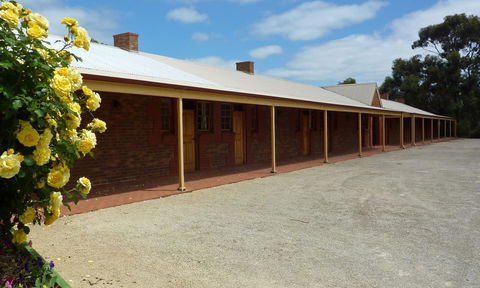 Coonawarra Place Motor Inn - Sydneys Hotel 21