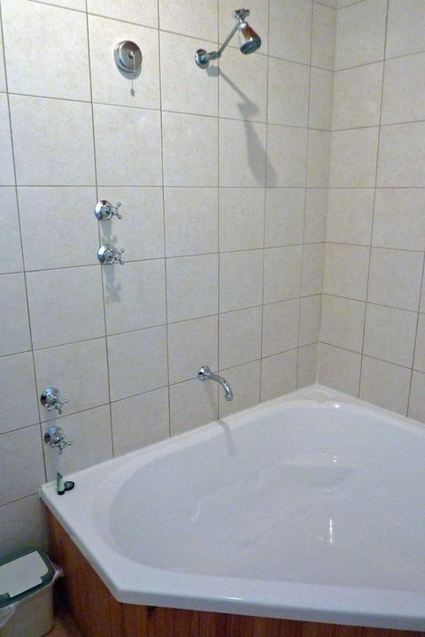 Coonawarra Place Motor Inn - Sydneys Hotel 10