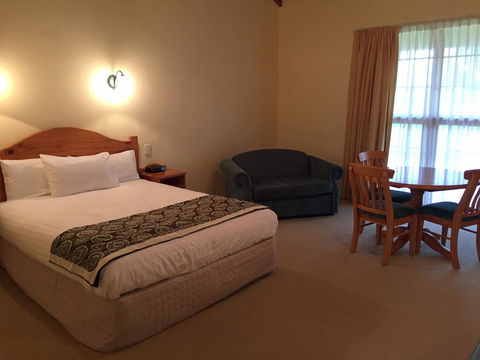 Coonawarra Place Motor Inn - Sydneys Hotel 30