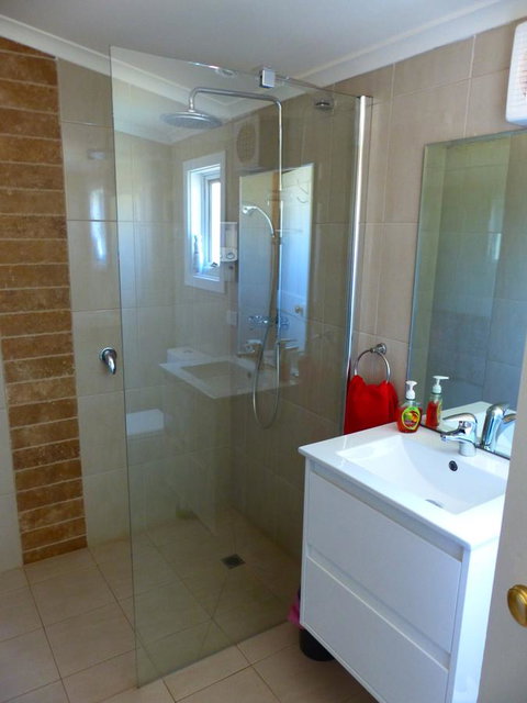 Andy\'s Accommodation - Sydneys Hotel 21