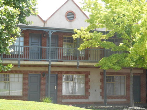 St Francis Winery - Sydneys Hotel 15