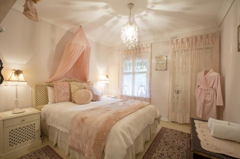 Jasmine\'s Barossa Valley Cottage - Sydneys Hotel 6