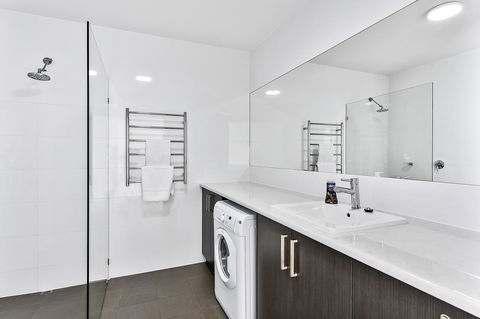 Robe Marina Accommodation - Sydneys Hotel 18