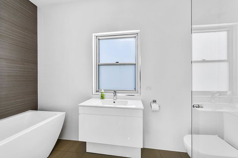 Robe Marina Accommodation - Sydneys Hotel 27