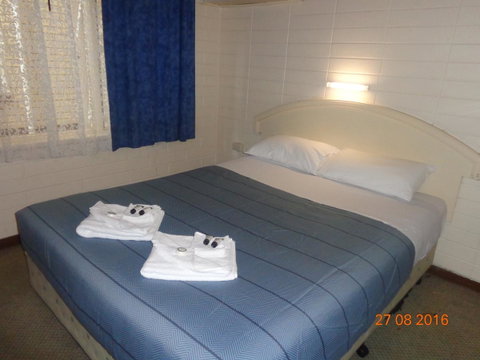 Adelaide Backpackers And Travellers Inn - Sydneys Hotel 15
