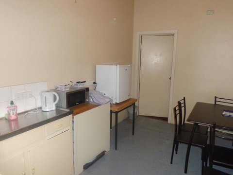 Adelaide Backpackers And Travellers Inn - Sydneys Hotel 38