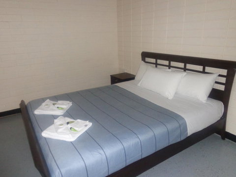 Adelaide Backpackers And Travellers Inn - Sydneys Hotel 19