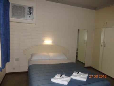 Adelaide Backpackers And Travellers Inn - Sydneys Hotel 20