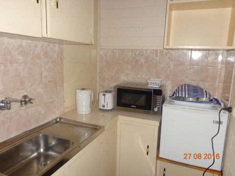Adelaide Backpackers And Travellers Inn - Sydneys Hotel 26