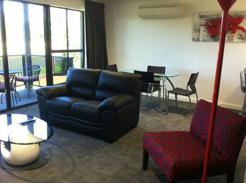 Cattlemans Country Motor Inn & Serviced Apartments - Sydneys Hotel 23