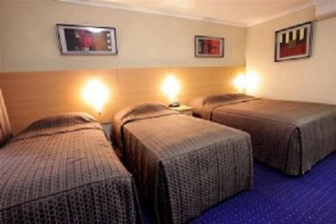 Cattlemans Country Motor Inn & Serviced Apartments - Sydneys Hotel 20