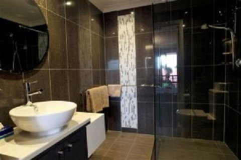 Cattlemans Country Motor Inn & Serviced Apartments - Sydneys Hotel 18