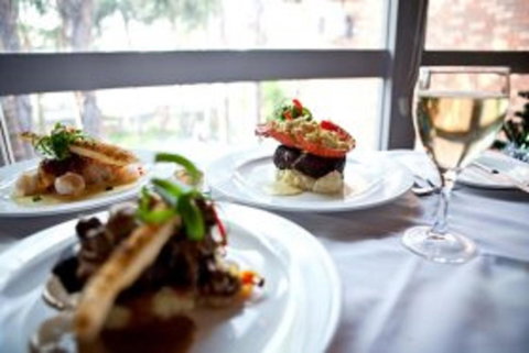 Cattlemans Country Motor Inn & Serviced Apartments - Sydneys Hotel 13
