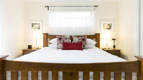 One Tree Bed And Breakfast - Sydneys Hotel 1