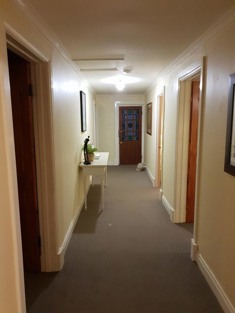 Donnybrook Cottages - Donnybrook - Sydneys Hotel 2