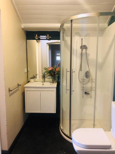 Belmore Cottage - Sydneys Hotel 16