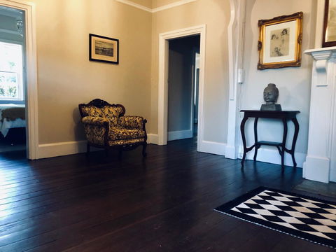 Belmore Cottage - Sydneys Hotel 23