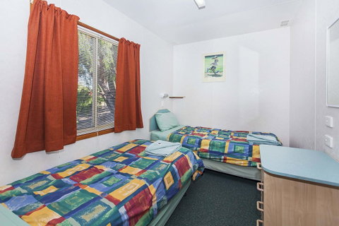Echo Holiday Parks - Naracoorte - Sydneys Hotel 17