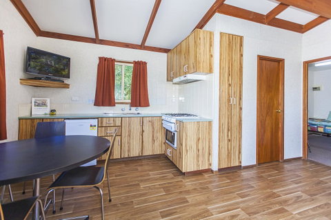 Echo Holiday Parks - Naracoorte - Sydneys Hotel 39
