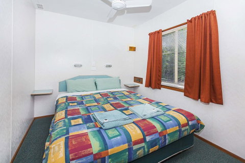 Echo Holiday Parks - Naracoorte - Sydneys Hotel 16