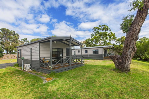 Echo Holiday Parks - Naracoorte - Sydneys Hotel 27