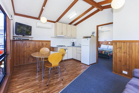 Echo Holiday Parks - Naracoorte - Sydneys Hotel 31