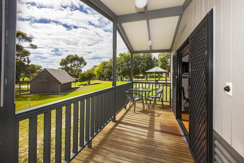Echo Holiday Parks - Naracoorte - Sydneys Hotel 26