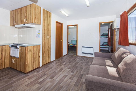 Echo Holiday Parks - Naracoorte - Sydneys Hotel 34