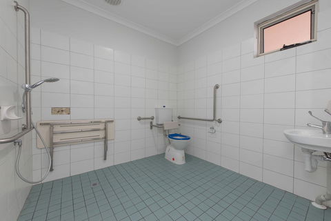 Jurien Bay Motel Apartments - Sydneys Hotel 27