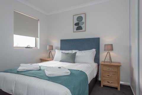 Jurien Bay Motel Apartments - Sydneys Hotel 21