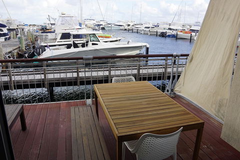 Oceanside 23 - Sydneys Hotel 20