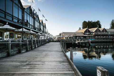 Oceanside 23 - Sydneys Hotel 26