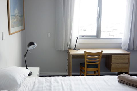 Oceanside 23 - Sydneys Hotel 12