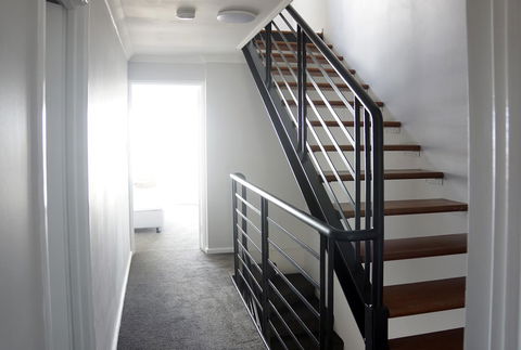 Oceanside 23 - Sydneys Hotel 16