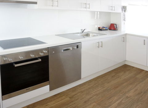 Oceanside 23 - Sydneys Hotel 13