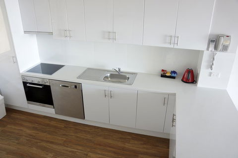 Oceanside 23 - Sydneys Hotel 14