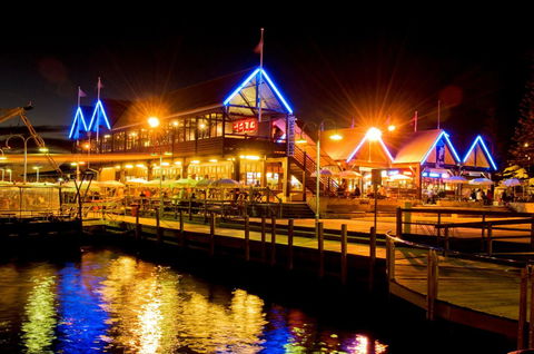 Oceanside 23 - Sydneys Hotel 29