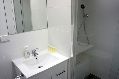 Oceanside 23 - Sydneys Hotel 15