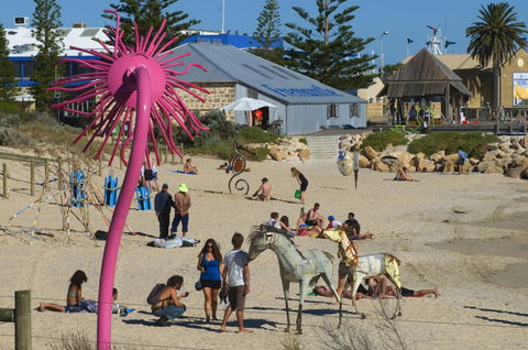 Oceanside 23 - Sydneys Hotel 30