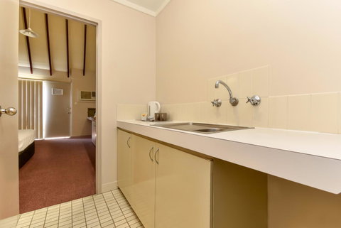 Sanno Marracoonda Perth Airport Hotel - Sydneys Hotel 21