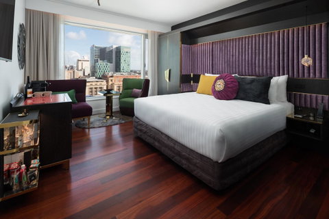QT Perth - Sydneys Hotel 1